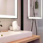 Ibis Styles Centre 3*