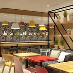Ibis Styles Centre 3*
