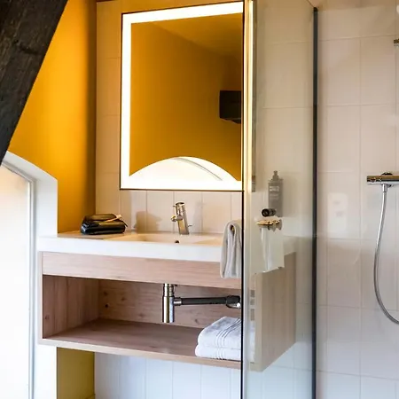 Ibis Styles Centre, Et Son De Plateau Repas 3*