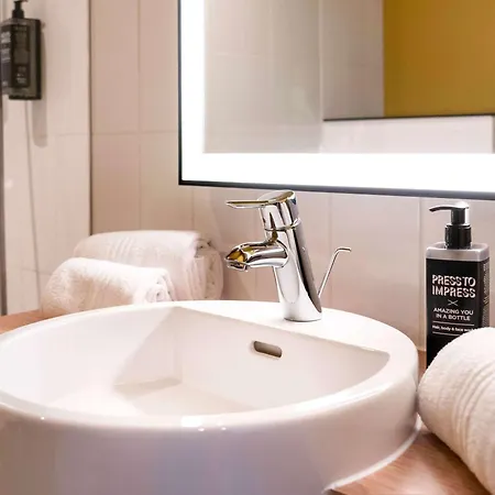 Ibis Styles Centre, Et Son De Plateau Repas Hotel