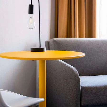 Hotel Ibis Styles Centre, Et Son De Plateau Repas 3*