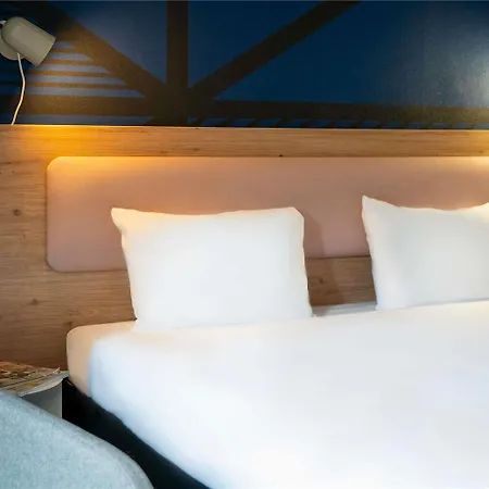 Ibis Styles Centre فندق 3*