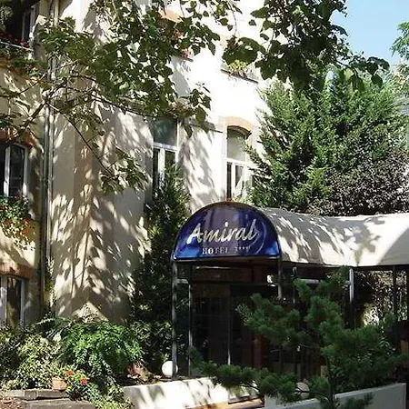 Ibis Styles Centre Hotell 3*