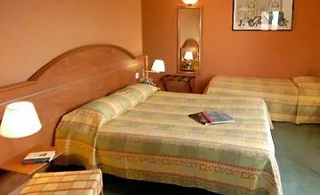 Ibis Styles Centre فندق