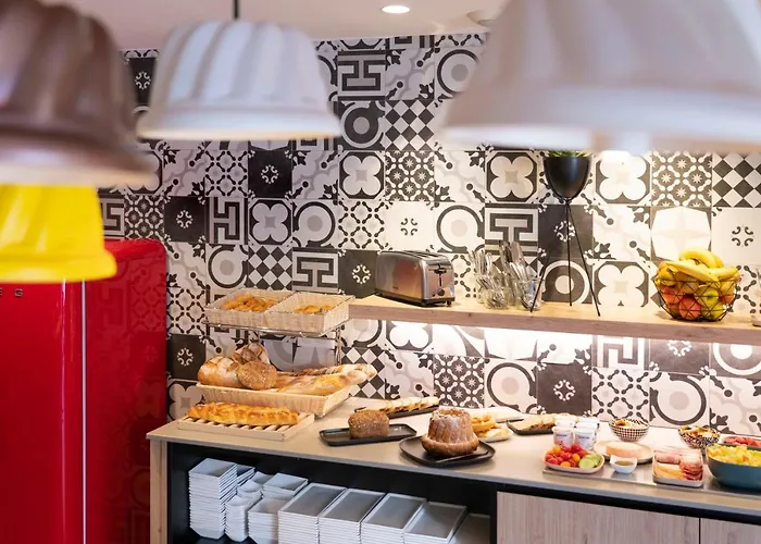 Ibis Styles Centre Hotel 3*